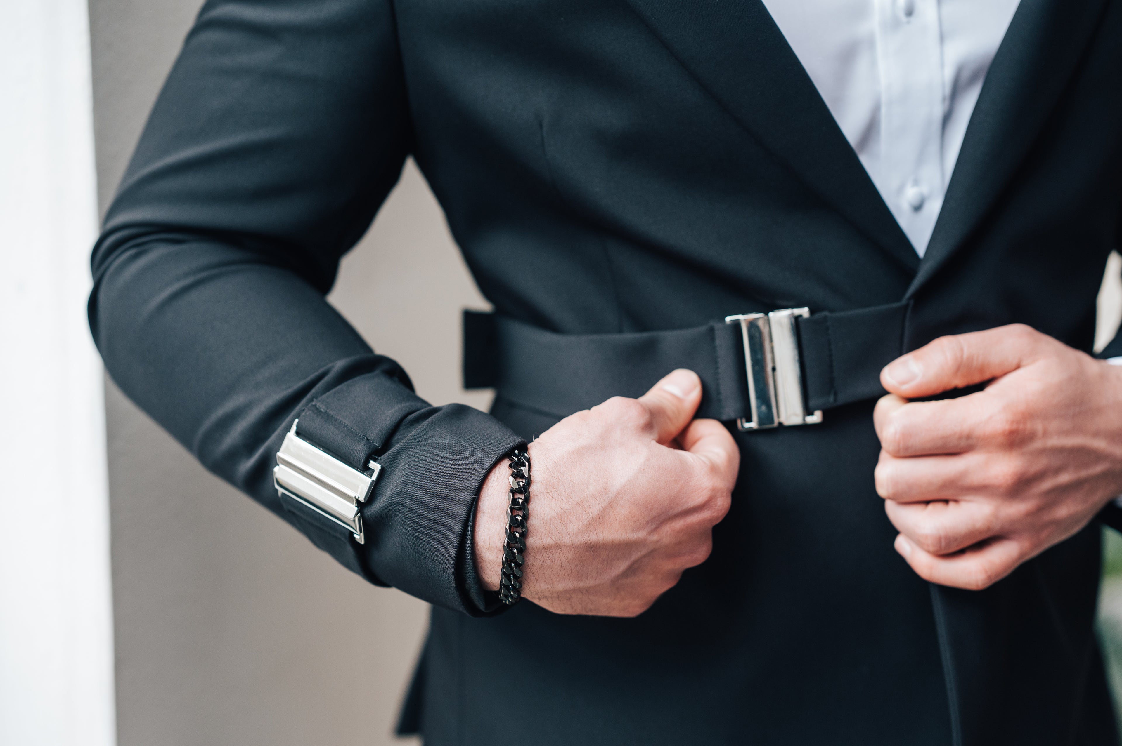 Silver Buckles - Black