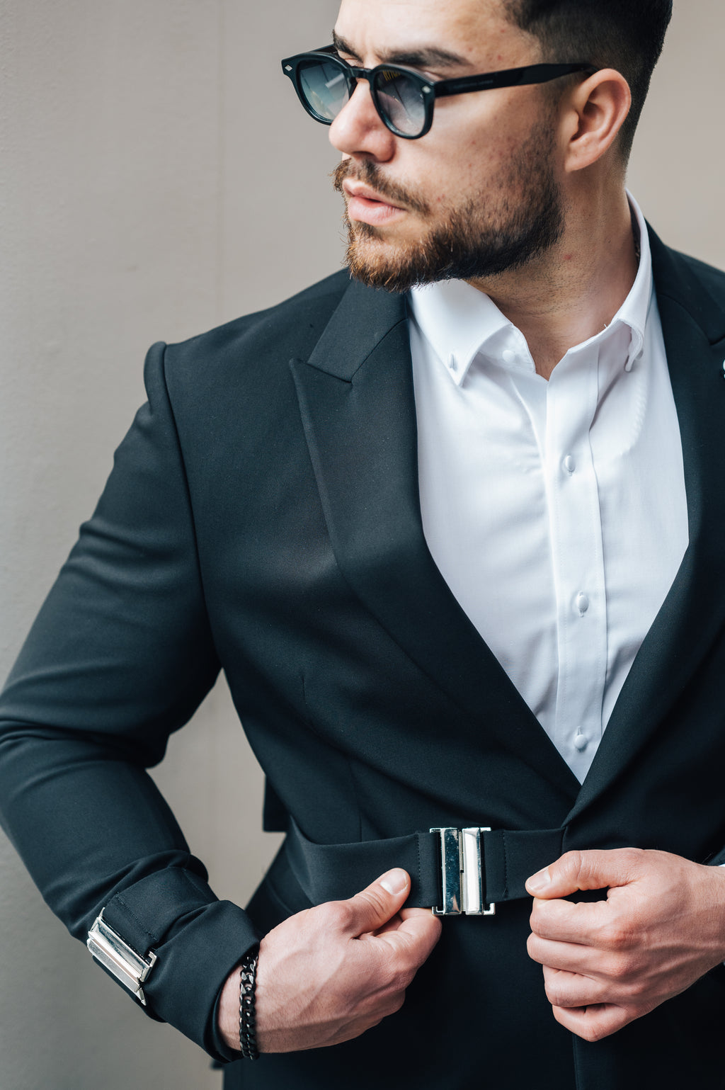 Silver Buckles - Black