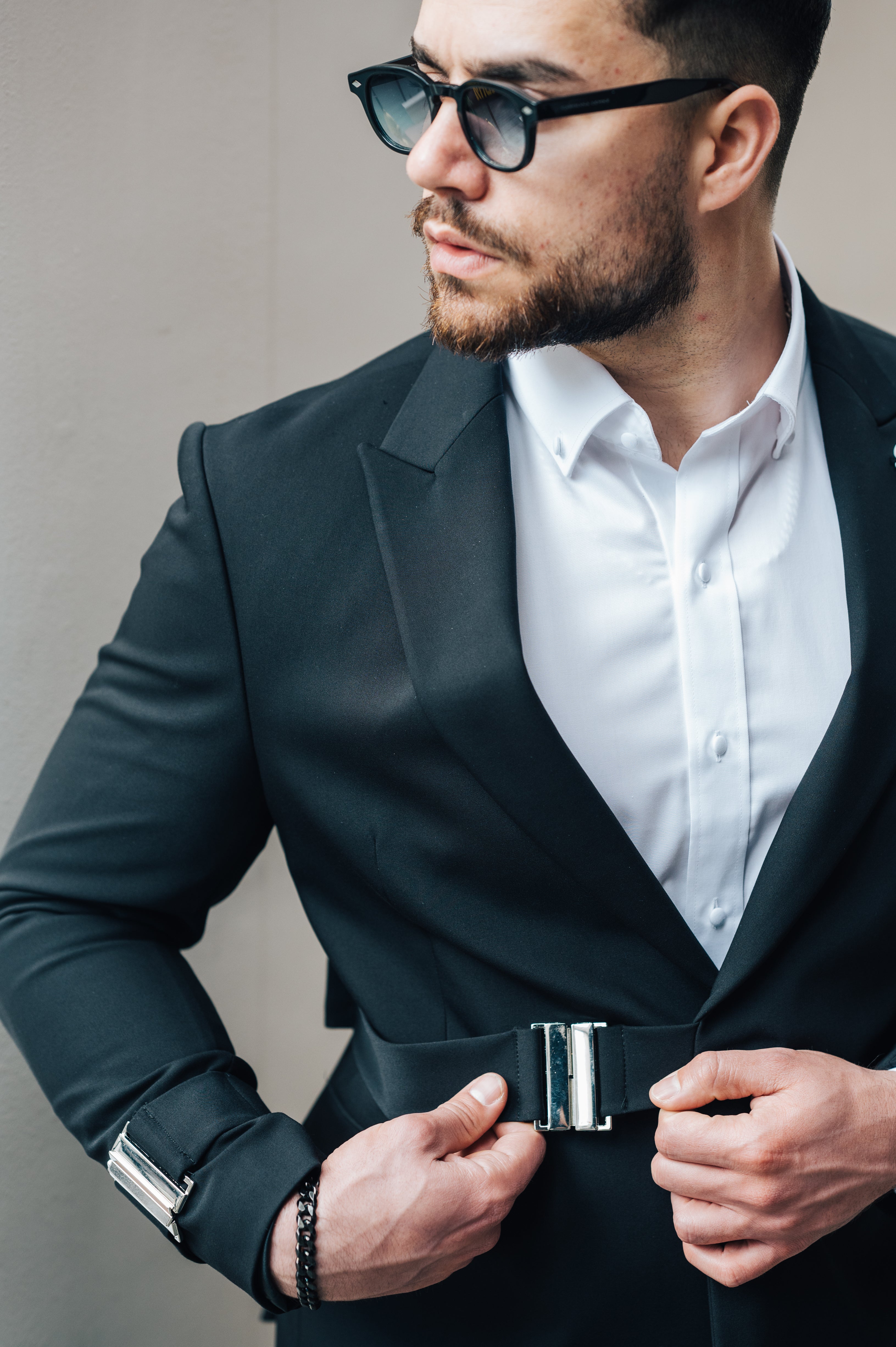 Silver Buckles - Black