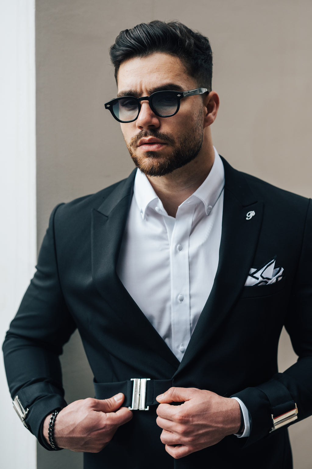 Silver Buckles - Black