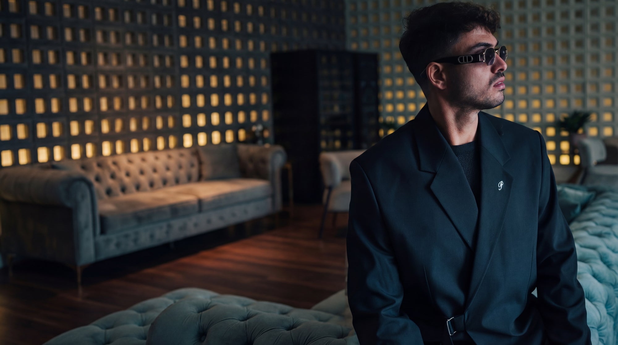 Luxury men's tailored black suit – modern formalwear by Pigal