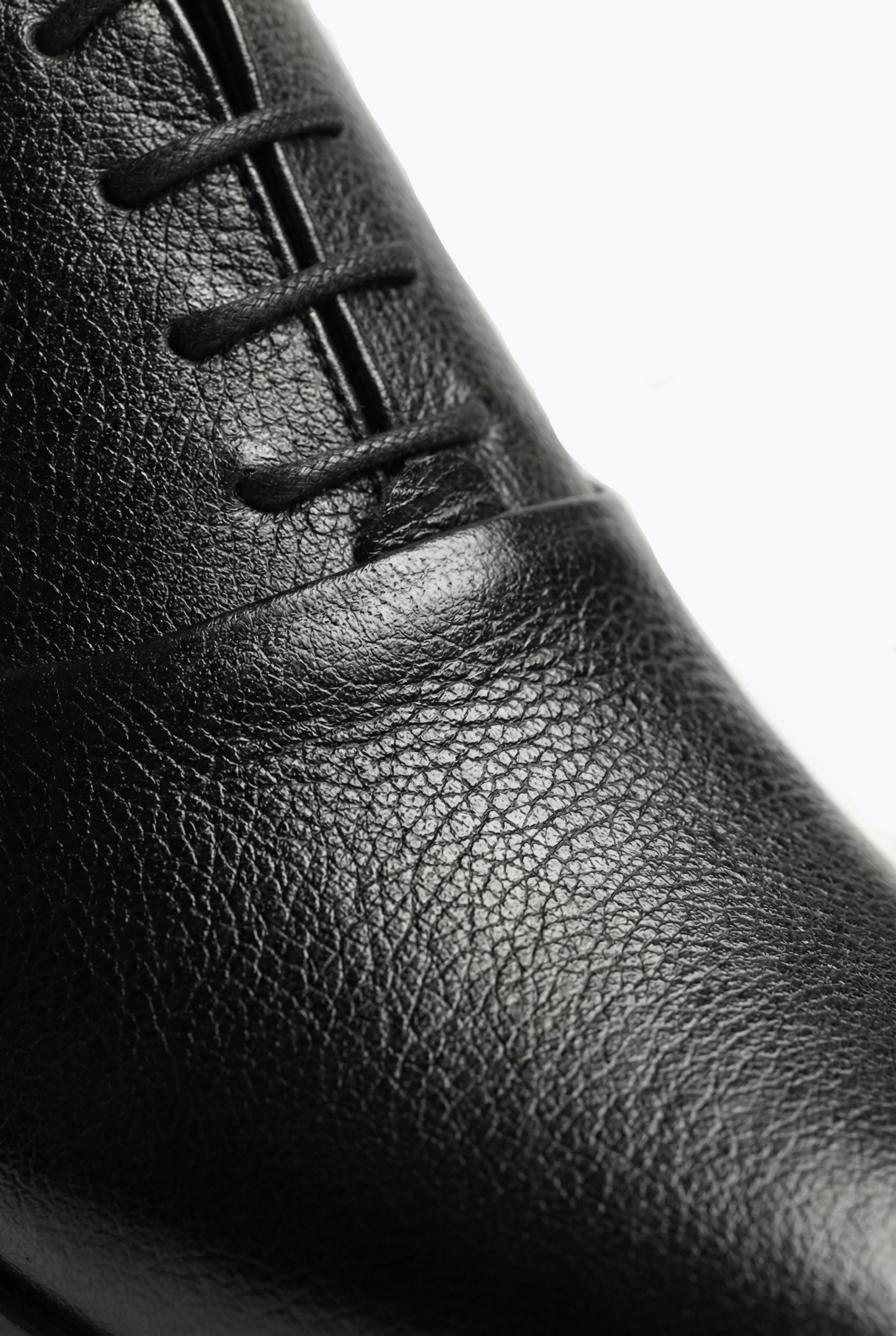 Black Pebble Grain Oxford