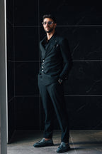 4 Buttons Closure - Black