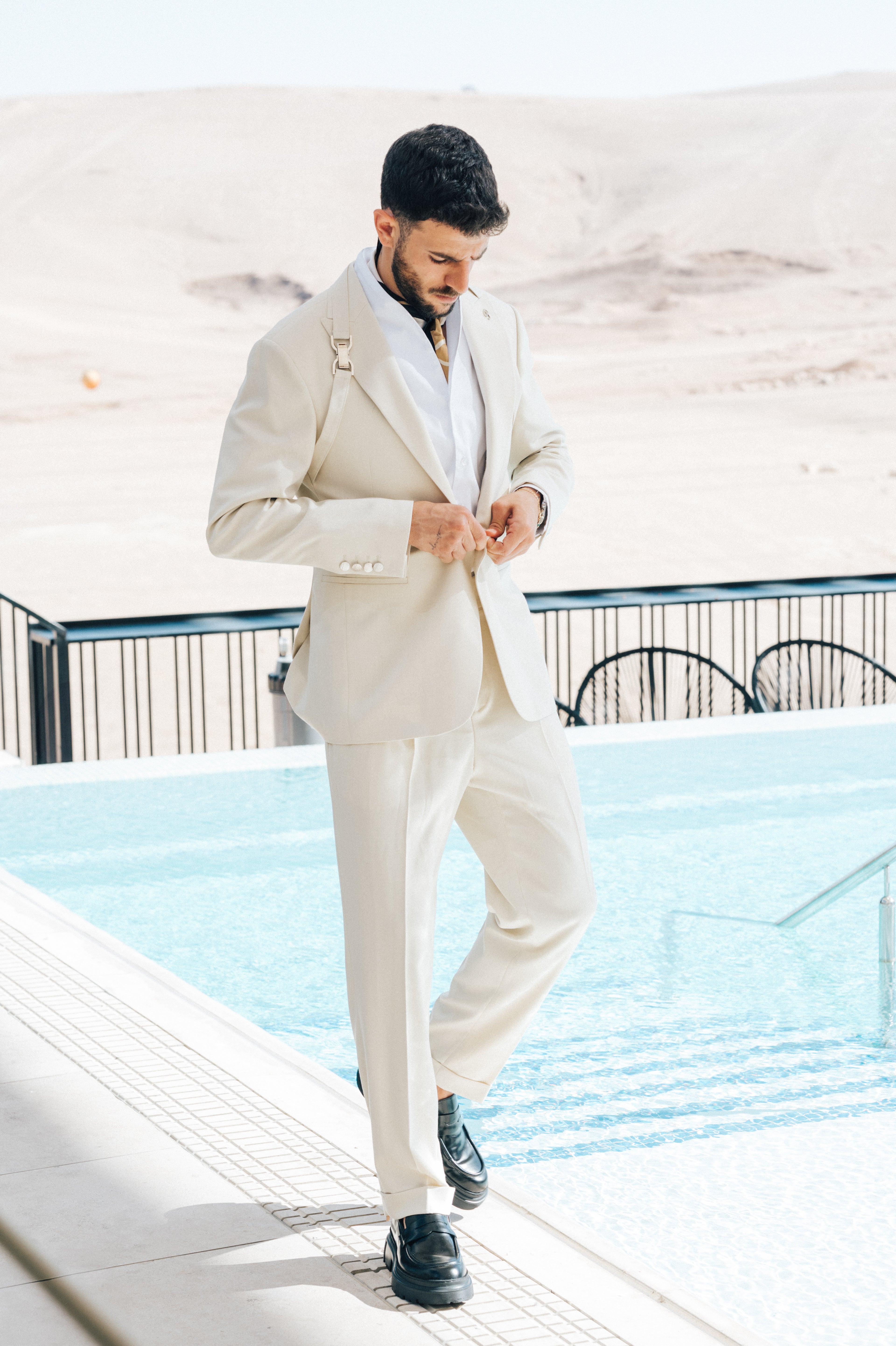 Buckle Straps - Beige